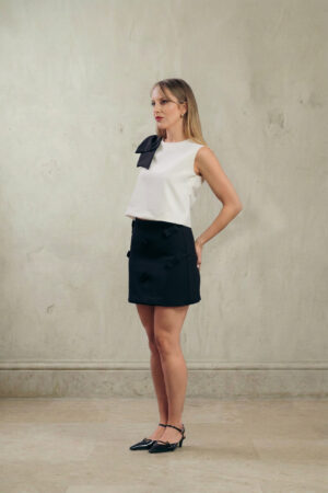 Falda Corta Negro Lazos