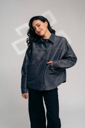 Chaqueta corta plateada
