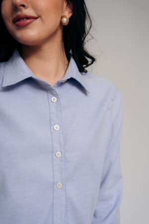 Blusa oxford celeste