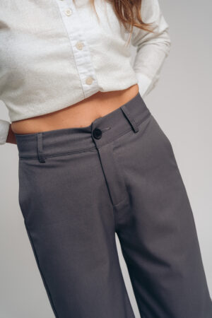 Recto gabardina gris