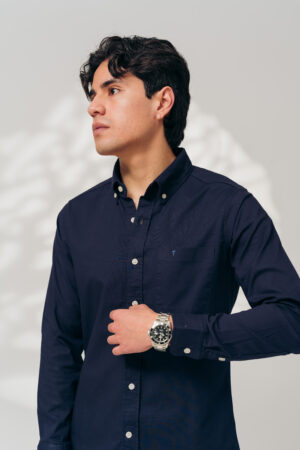 Camisa azul marino